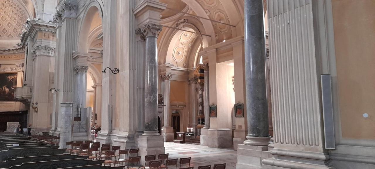Corte Cavour. Una Mansarda Nel Cuore Della Citta Ravenna Exterior photo
